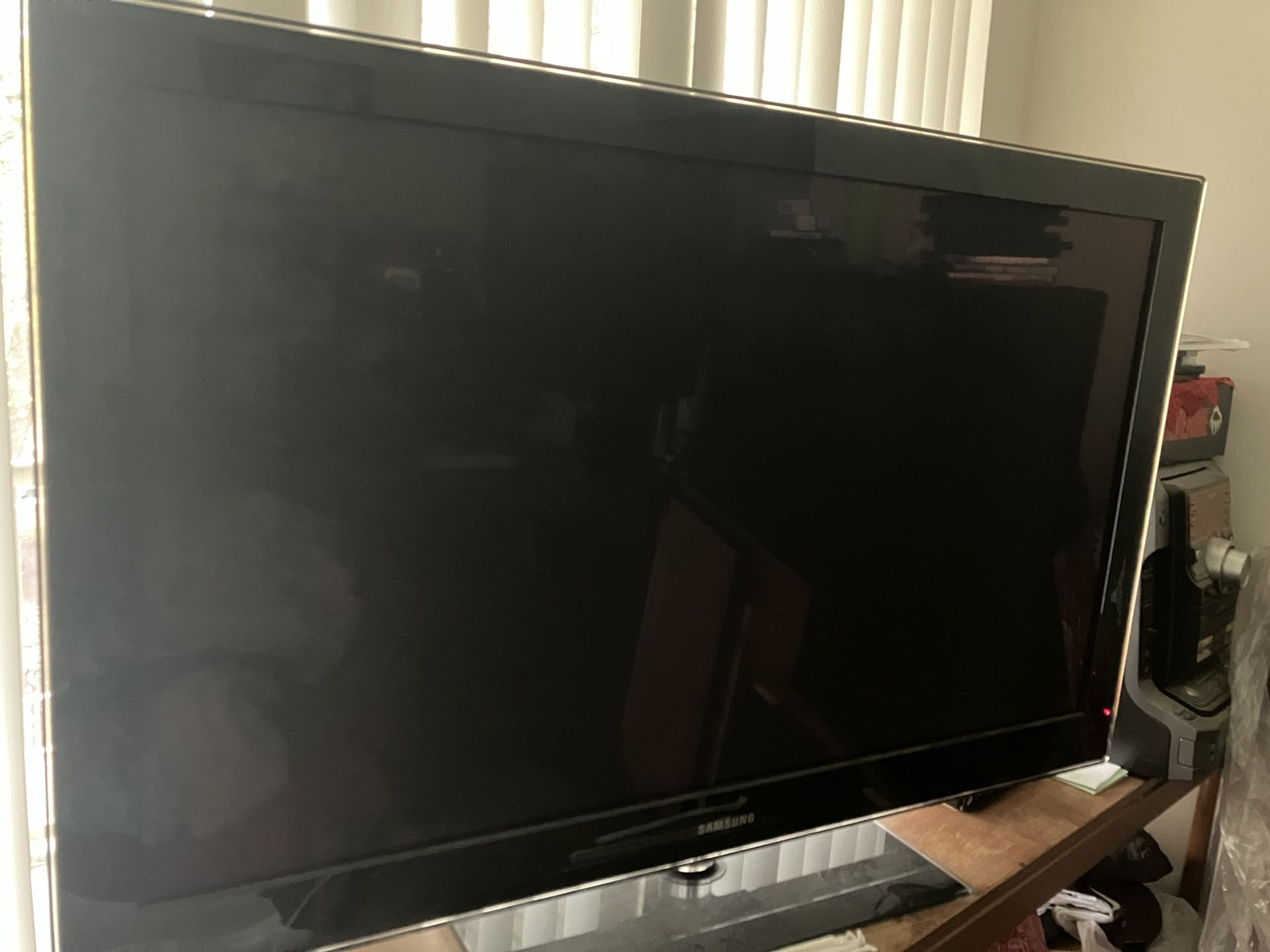 50” Samsung TV