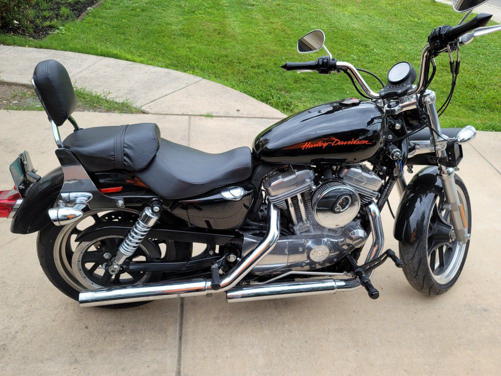 Photo 2013 Harley Davidson Sportster 883 XL Superlow