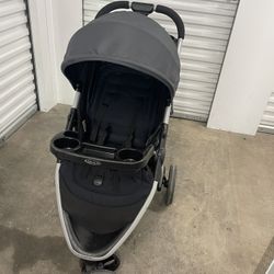 Garco baby stroller 