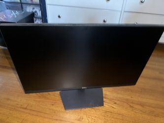 Dell flat Panel Monitor.