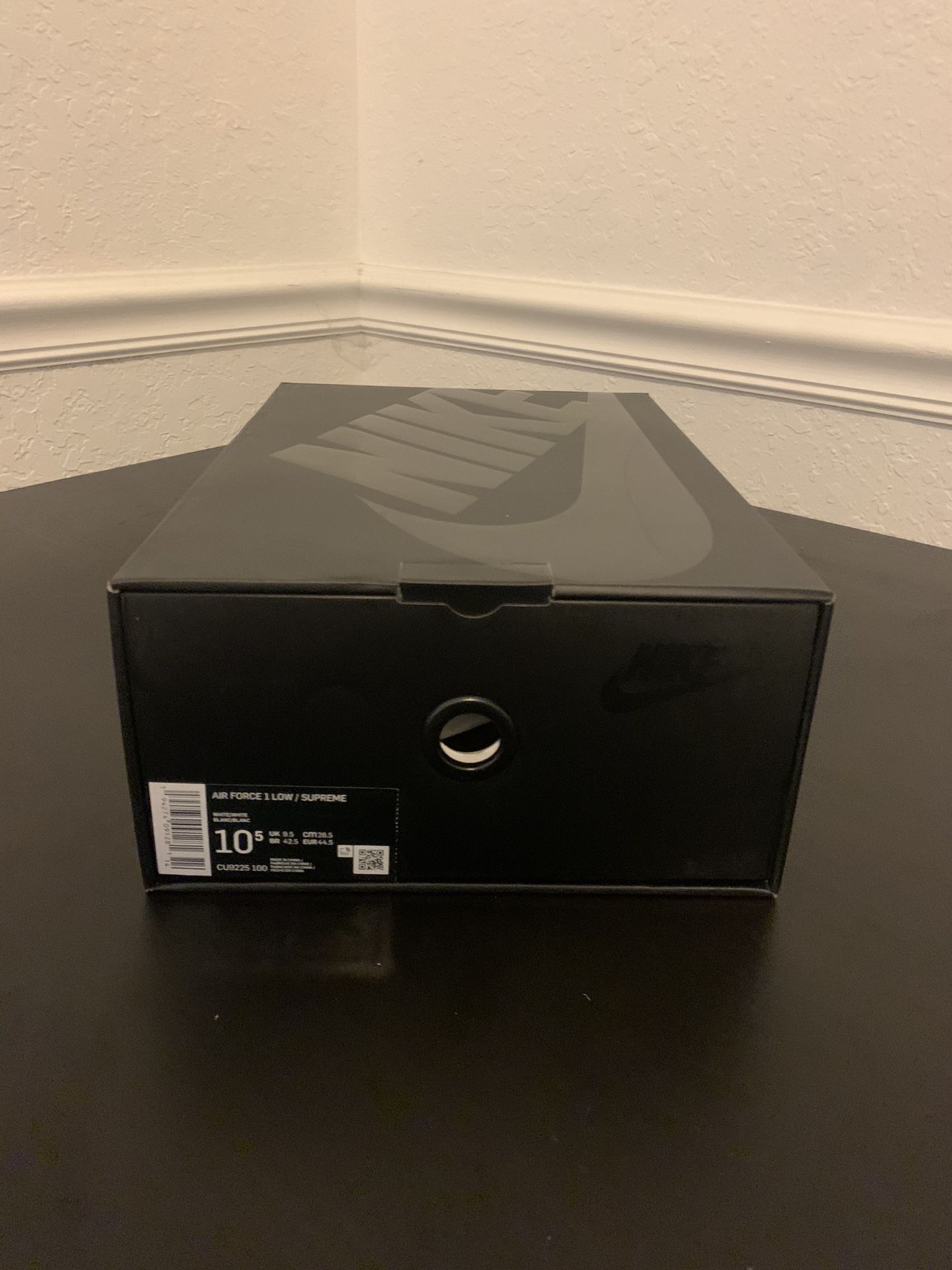 Supreme Air Force 1 /// Men’s Size 10.5