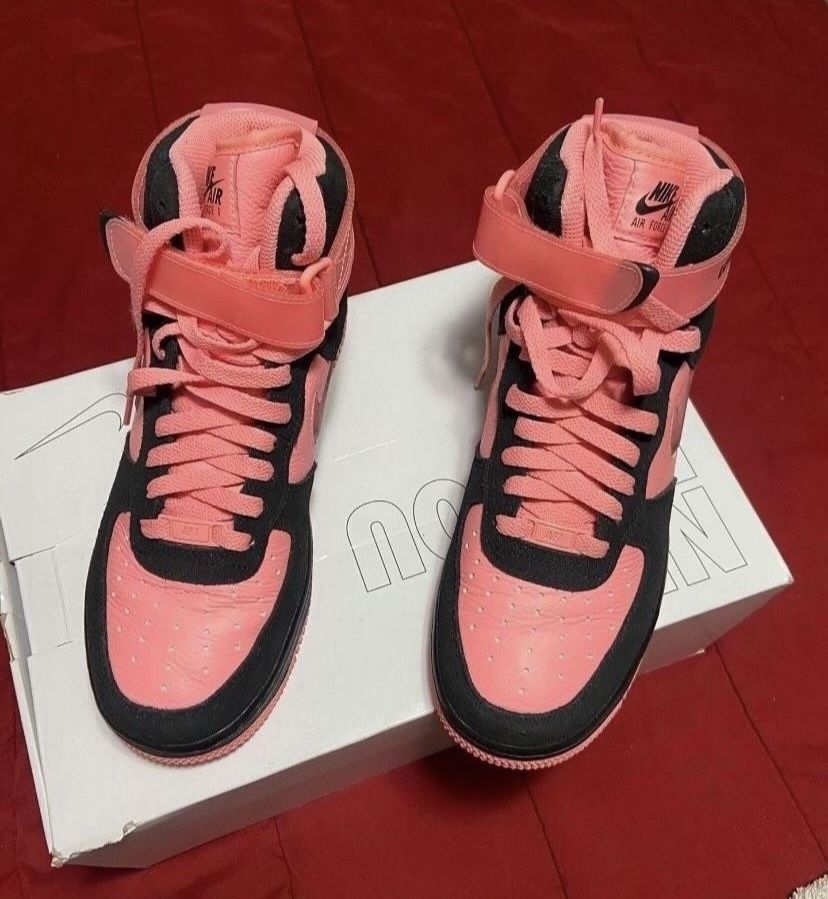 Women Nikes