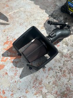 Silverado 2500 gas 6.6  intake