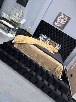 ✨️4pc Queen, King Bedrooms ✨️ Furniture Sectionals, Dining Avail