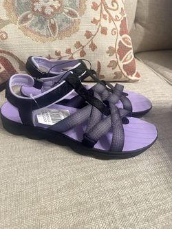 Jsport Kaia Women's Black Strap Sandal Size 10