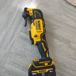 TOOL ONLY DeWalt Multi-tool 