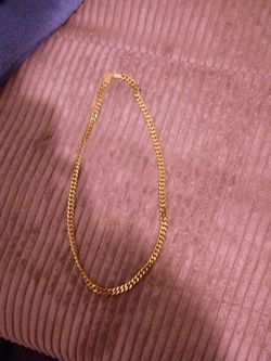 GLD gold chain