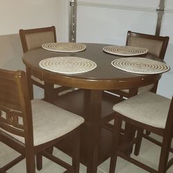 Dinning Room Table 