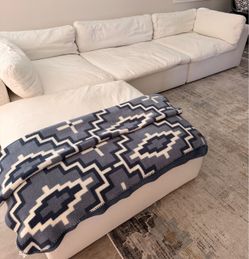 4 piece Modani Sofa