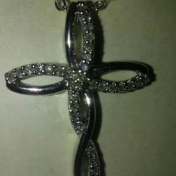 Sterling silver cross Chain .old Sterling silver