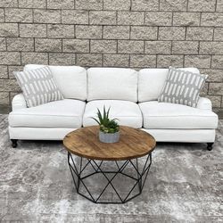 *Free Delivery* Modern Couch Sofa 3 Seater
