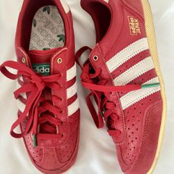 Like New Adidas Japan (Samba) Red / Christmas 