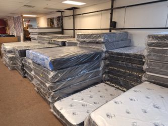 Queen Pillow Top Mattress Double Sided Plush or Semi Firm Fast Delivery Wholesale Factory Direct