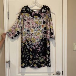 Women’s Dress Size L