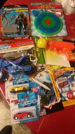 STOCKING STUFFER TOY LOT 15PC.