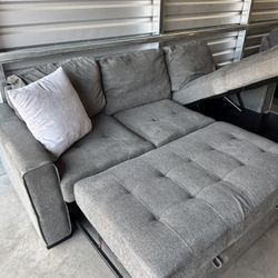 Sectional Couch - Delivery