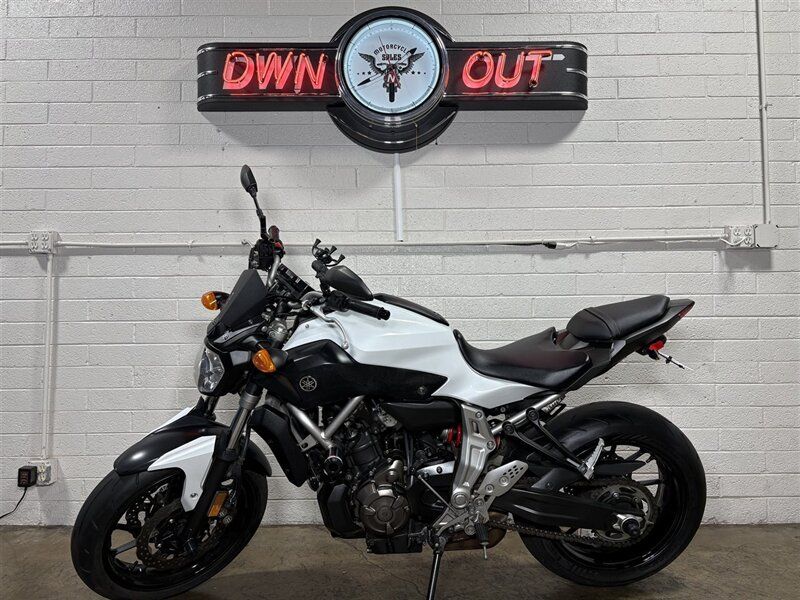 2015 YAMAHA FZ-07 FZ07