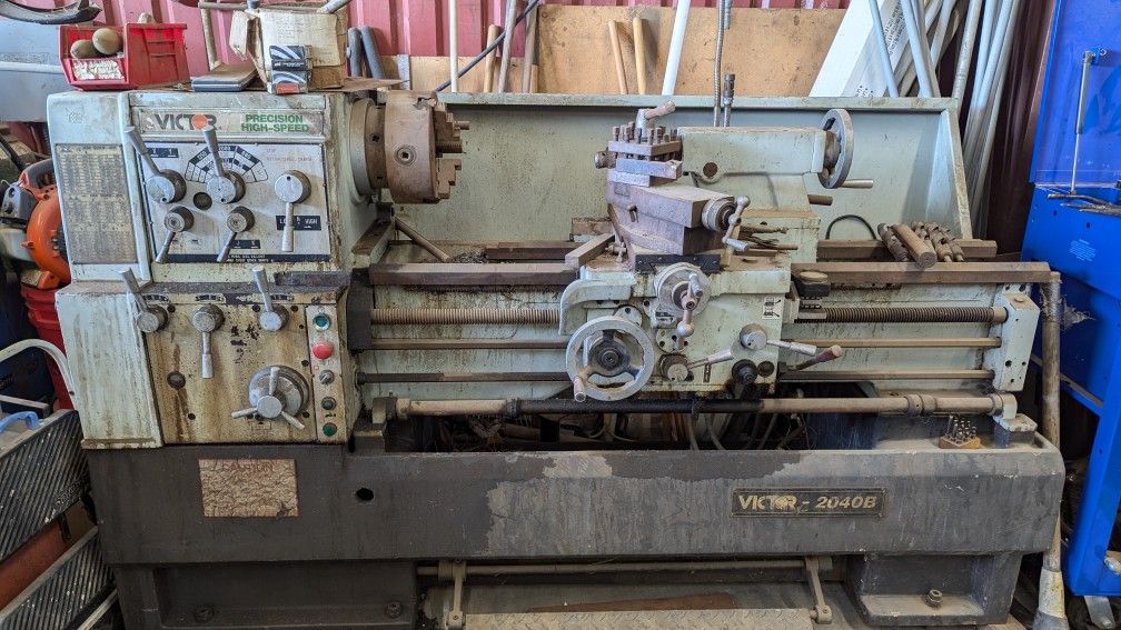 Victor 2040b Engine Lathe