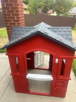 Little Tikes Playhouse