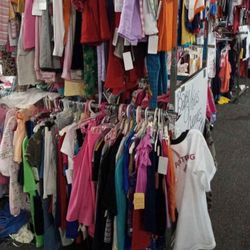 Tons Of Baby -Toddler - Teen Clothing With Racks
