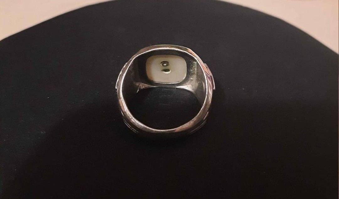 1965 US Navy Ring with mother of pearl Size 11