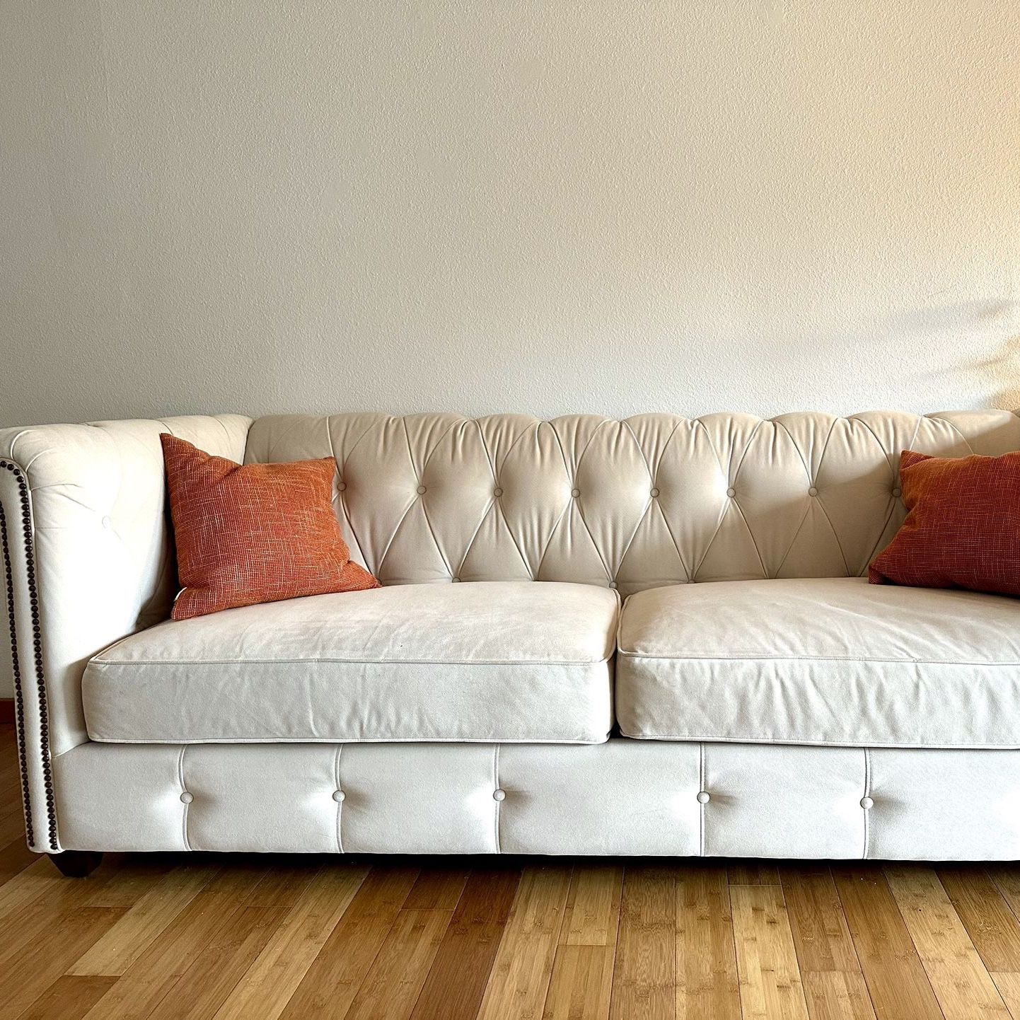 3-seater Chesterfield Sofa - White/Ivory