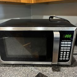 Hamilton Beach Microwave 