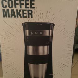 Single serve coffee maker