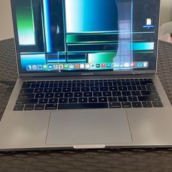 MacBook Pro 13”