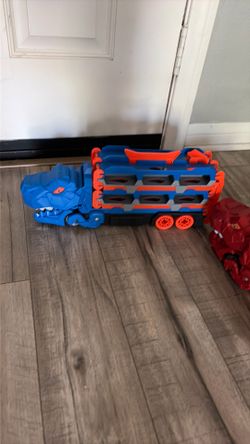 Car toy turns to racetrack