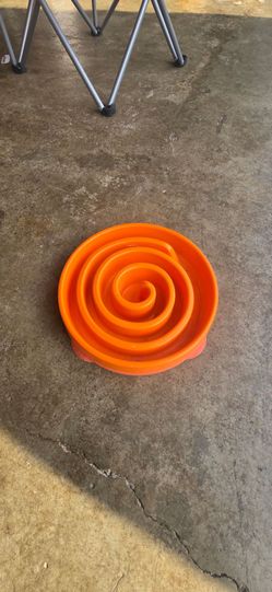 Dog slow feeder