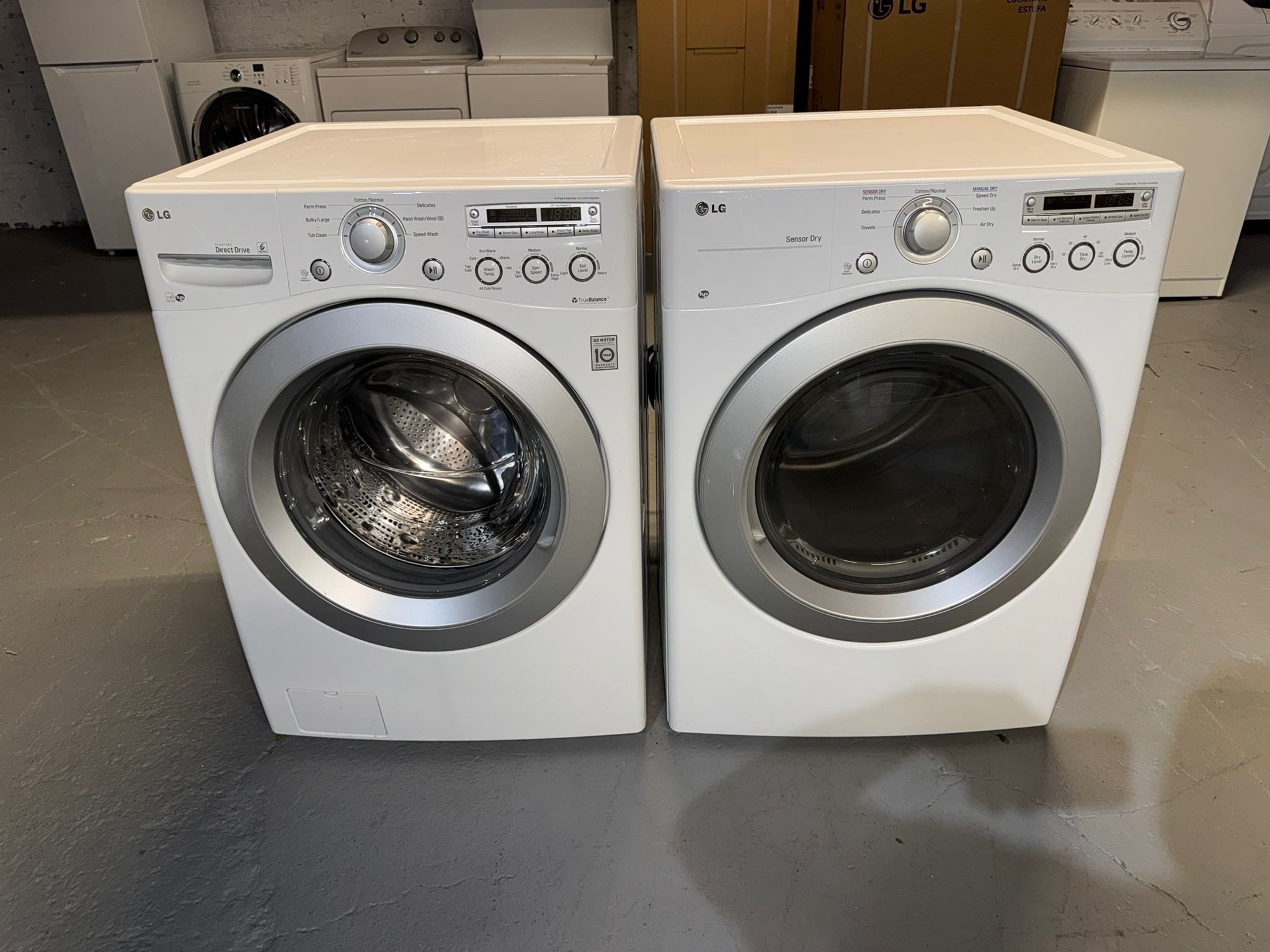 LG COMBO WASHER AND DRYER 60 DAY OF WARRANTY LIKE NEW