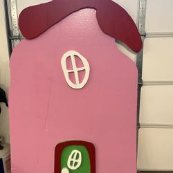 Cindy Lou Foam Backdrop 