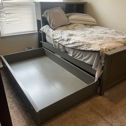 Bed, Full Bookcase & Trundle, Storage. Gray. 