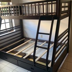 Full/twin Bunk Bed