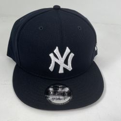 New York Yankees snapback hats 🧢 35$ each