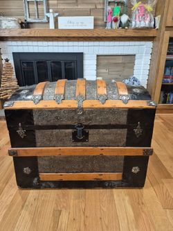 Camelback trunk