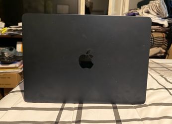 Apple MacBook Air M2 13.6" 8GB RAM 256GB SSD - Midnight