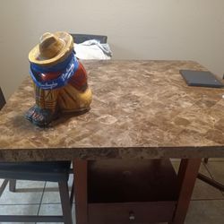 Dinner Table 
