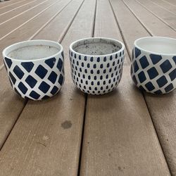 3 Matching Plant Pots 