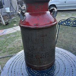 granite city vm. antique dairy milk can