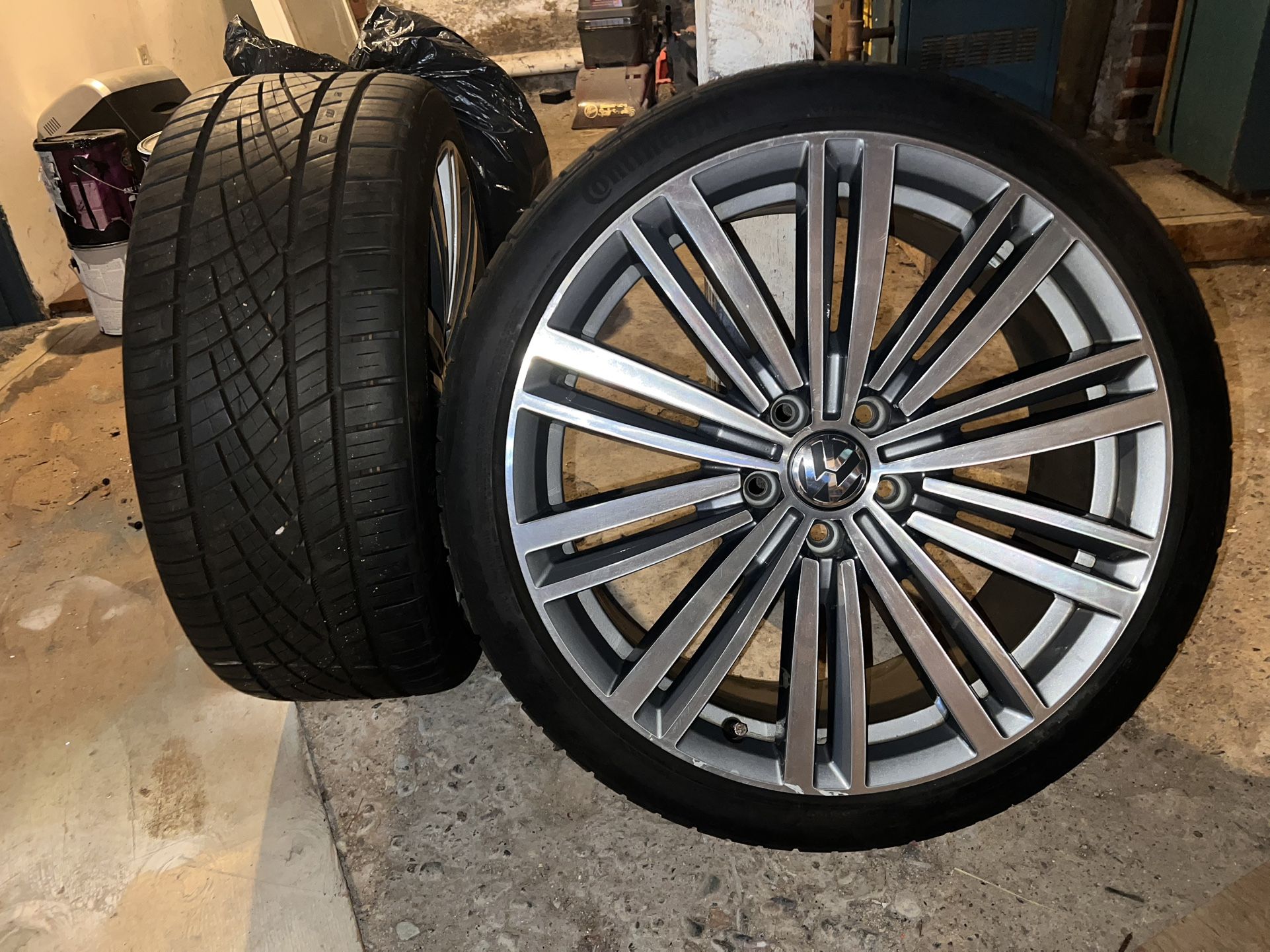 4 tires with rims Set