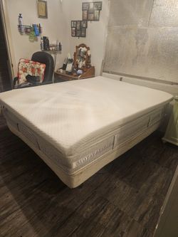 Adjustable Queen Bed Frame With Mattress