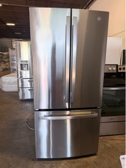 GE REFRIGERATOR 3 DOOR USED LIKE NEW 60 days warranty