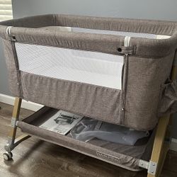 Baby Living Room Crib 