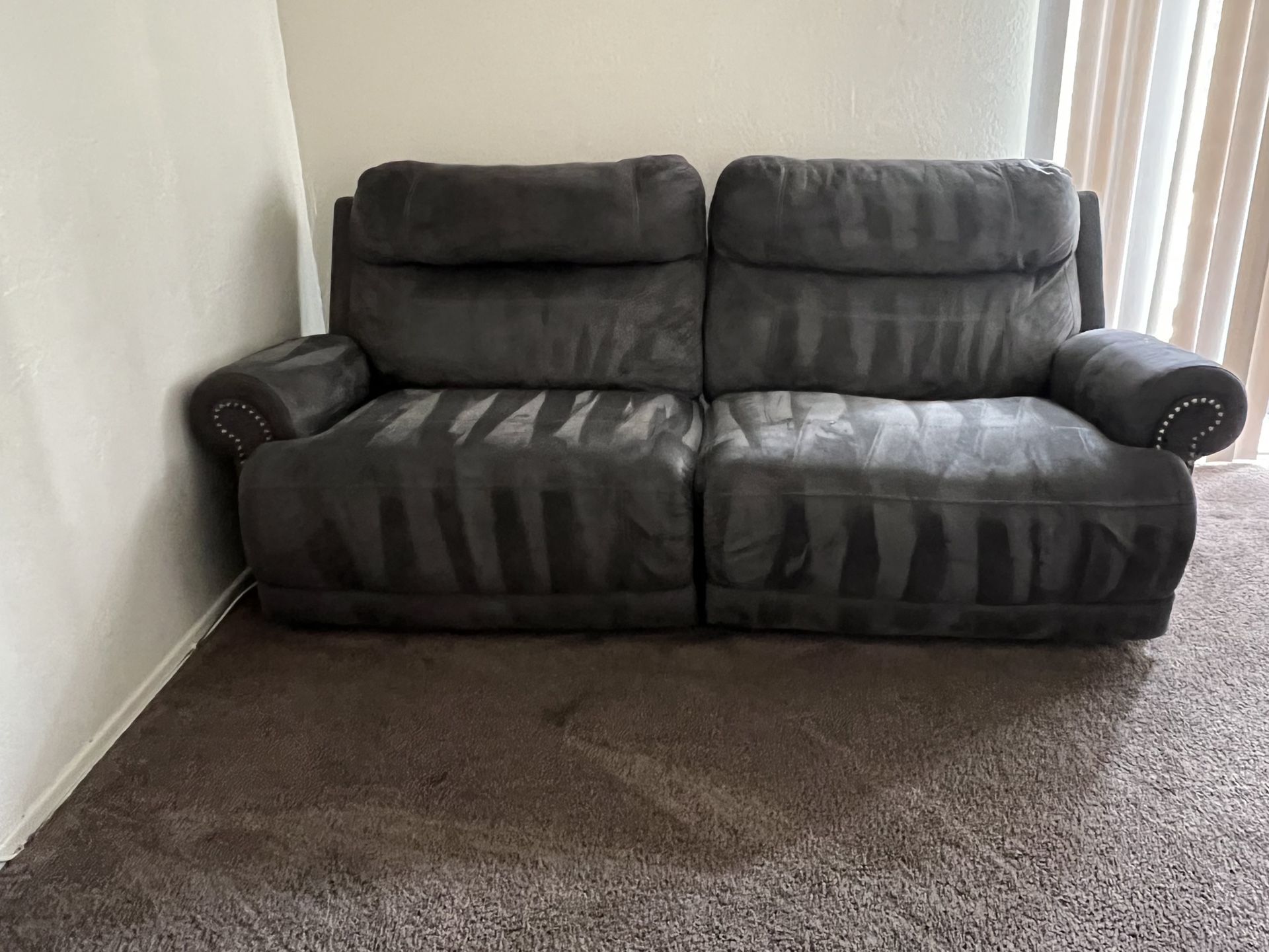 Set Of 2 Gray Couches 