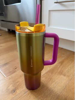 Stanley x Starbucks 40 oz Summer Sunset Gradient Tumbler 2024 Limited Edition
