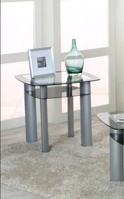 End tables set of 2