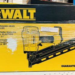 DEWALT Pneumatic 21-Degree Collated Framing Nailer Nail gun