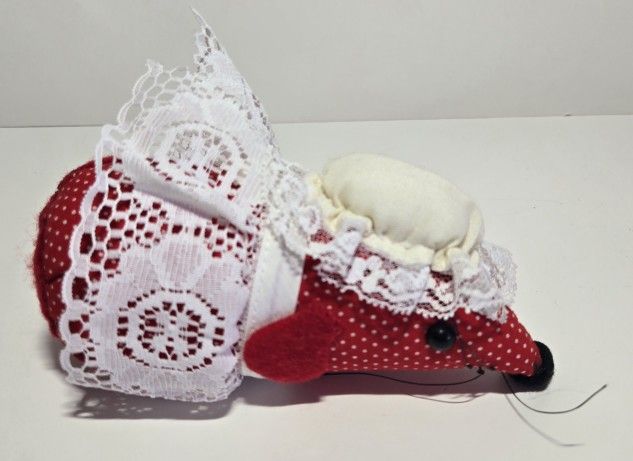 Vintage Christmas Mouse Red Stuffed Animal Pin Cushion